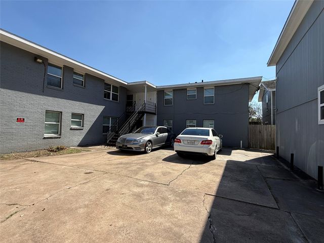 9002 Ilona Lane 8, Houston, TX 77025