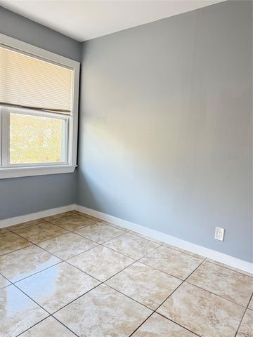 9002 Ilona Lane 8, Houston, TX 77025