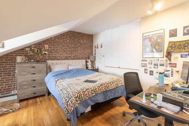 39 Garrison Rd. 3, Brookline, MA 02445