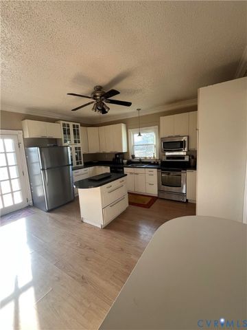 11479 Mount Hope Church Rd, Doswell, VA 23047