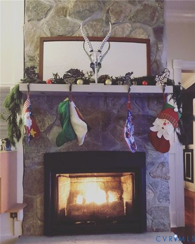 11479 Mount Hope Church Rd, Doswell, VA 23047