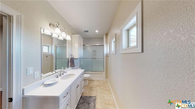 158 Sendera Loop, Victoria, TX 77904