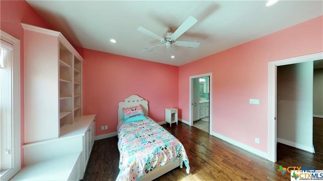 158 Sendera Loop, Victoria, TX 77904