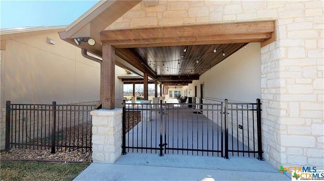 158 Sendera Loop, Victoria, TX 77904