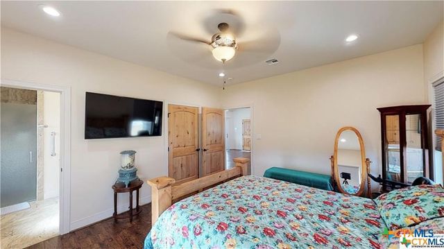 158 Sendera Loop, Victoria, TX 77904