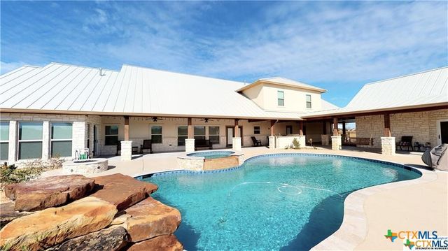 158 Sendera Loop, Victoria, TX 77904