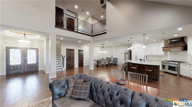 158 Sendera Loop, Victoria, TX 77904