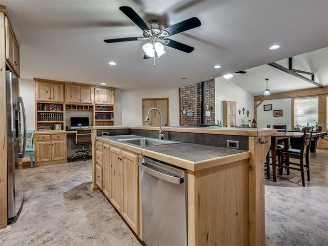 13574 Arrowhead Drive, Guthrie, OK 73044