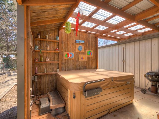 13574 Arrowhead Drive, Guthrie, OK 73044