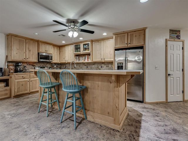 13574 Arrowhead Drive, Guthrie, OK 73044