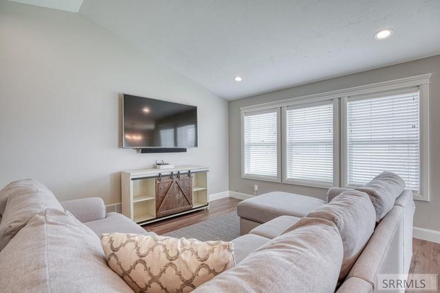342 Cheyenne Drive, Shelley, ID 83274