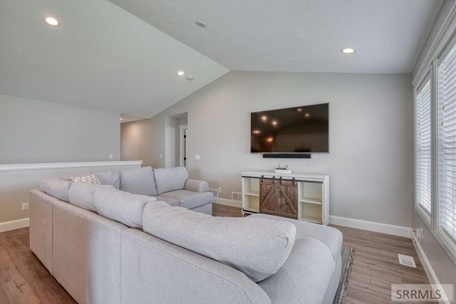 342 Cheyenne Drive, Shelley, ID 83274