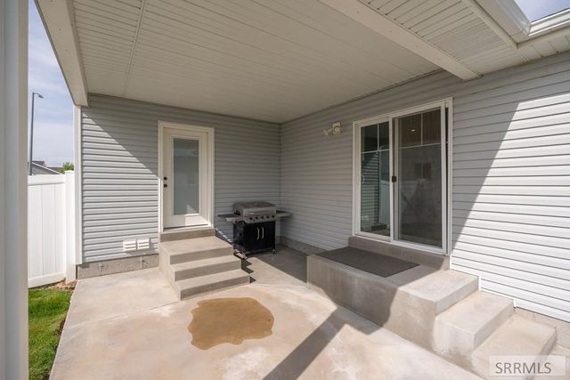 342 Cheyenne Drive, Shelley, ID 83274