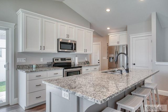 342 Cheyenne Drive, Shelley, ID 83274