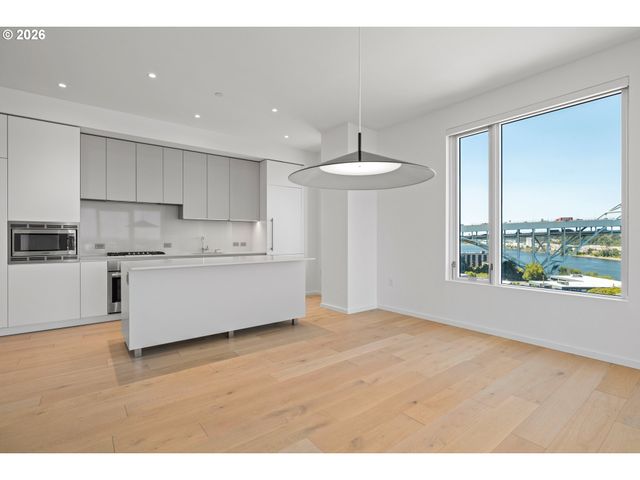 1150 Nw QUIMBY St 1206, Portland, OR 97209