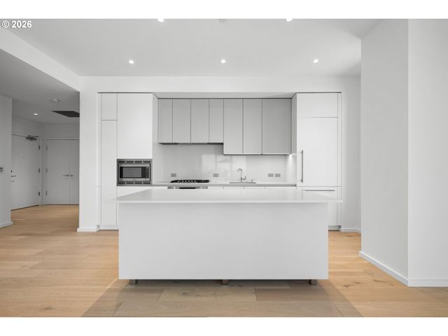 1150 Nw QUIMBY St 1206, Portland, OR 97209