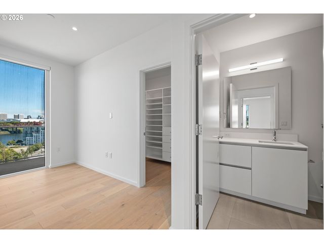 1150 Nw QUIMBY St 1206, Portland, OR 97209