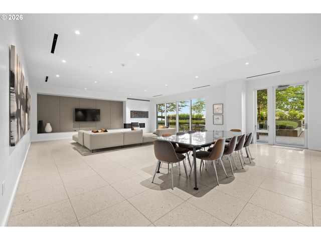 1150 Nw QUIMBY St 1206, Portland, OR 97209