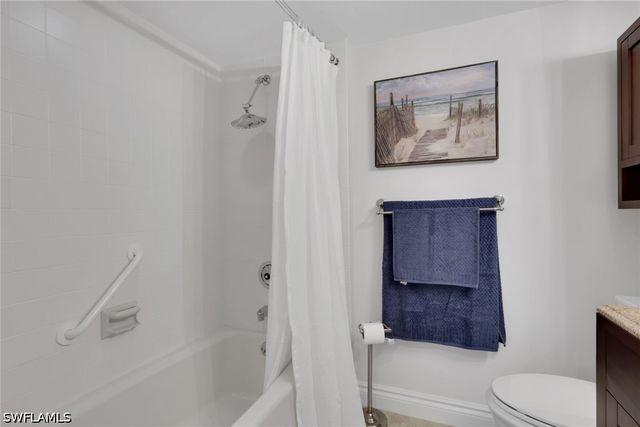 5964 Pelican Bay BLVD 415, Naples, FL 34108
