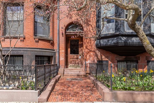 462 Beacon St 22, Boston, MA 02115