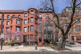 462 Beacon St 22, Boston, MA 02115