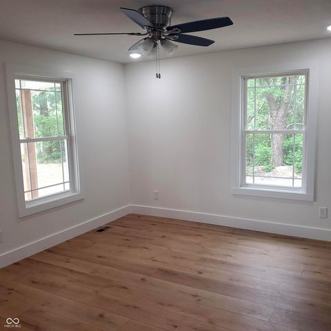 1292 Colonial Drive, Seymour, IN 47274