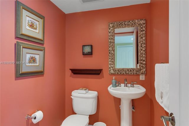 3000 N Highway A1a 7c 7C, Hutchinson Island, FL 34949