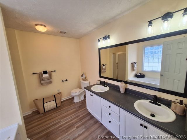 3681 Pioneer Drive, Hope Mills, NC 28348