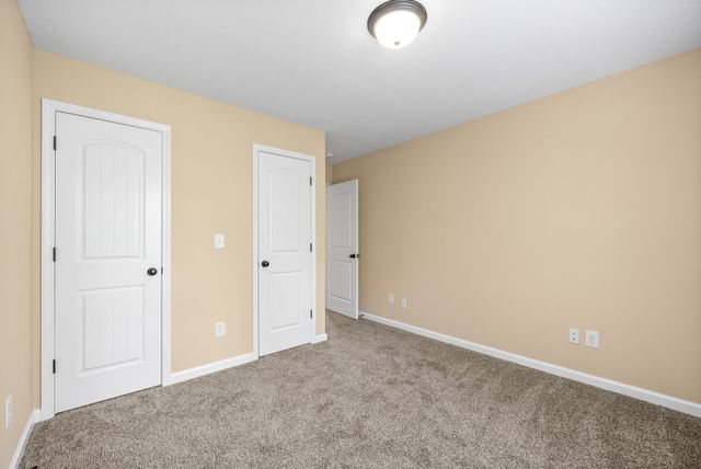 1313 Allmon Dr, Clarksville, TN 37042