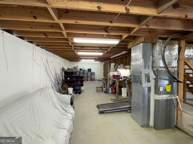 125 Flint Hill Drive, Oxford, GA 30054