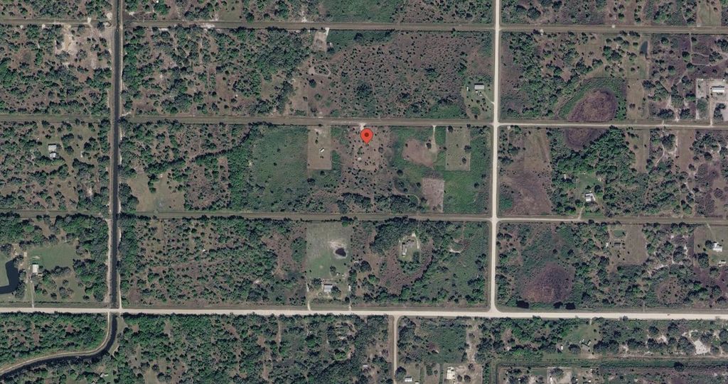 21068 NW 260th Street, Okeechobee, FL 34972