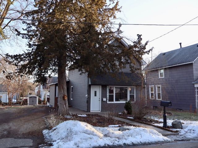 615 Rice Street W, Stillwater, MN 55082