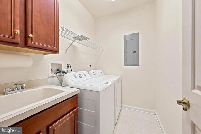 530 FOX DEN CT, Glen Mills, PA 19342