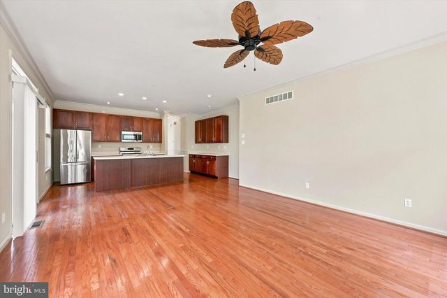 530 FOX DEN CT, Glen Mills, PA 19342