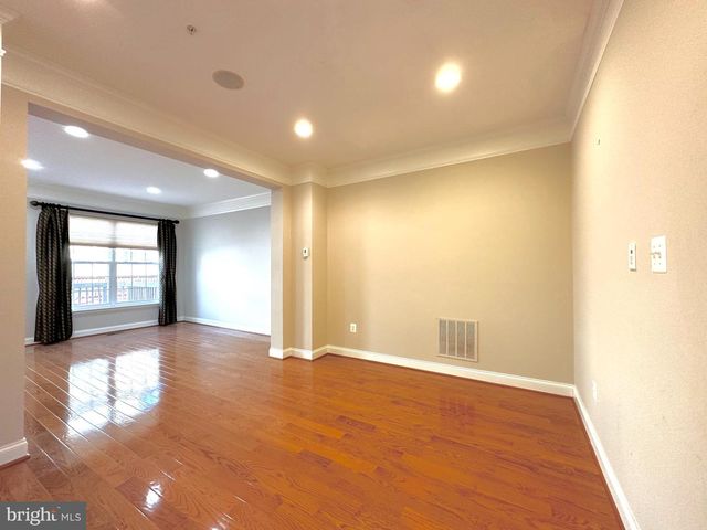 11837 REGENTS PARK DR, Germantown, MD 20876