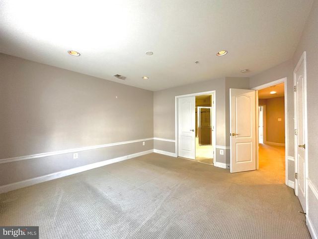 11837 REGENTS PARK DR, Germantown, MD 20876