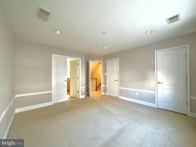 11837 REGENTS PARK DR, Germantown, MD 20876