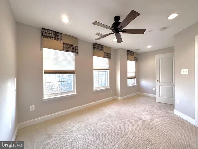 11837 REGENTS PARK DR, Germantown, MD 20876