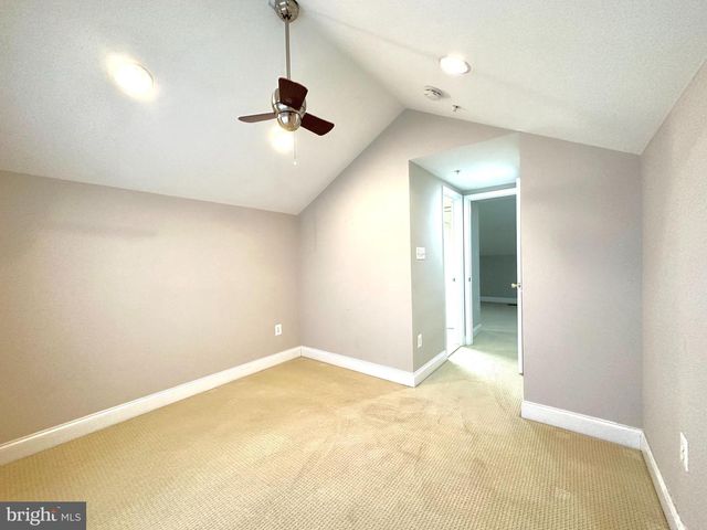 11837 REGENTS PARK DR, Germantown, MD 20876