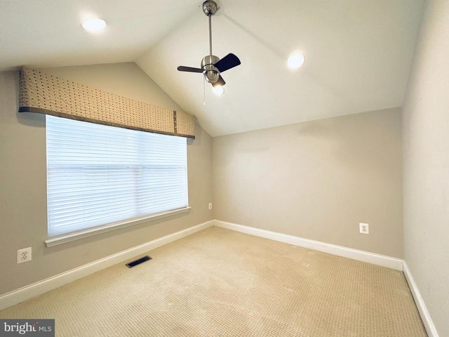 11837 REGENTS PARK DR, Germantown, MD 20876