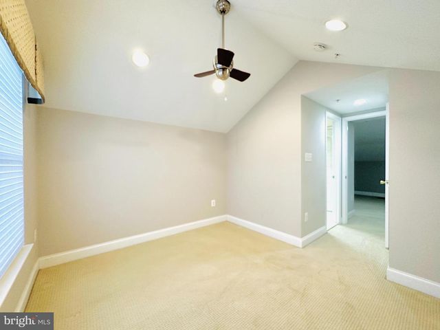 11837 REGENTS PARK DR, Germantown, MD 20876