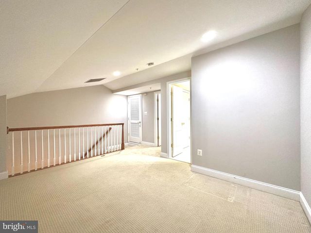 11837 REGENTS PARK DR, Germantown, MD 20876