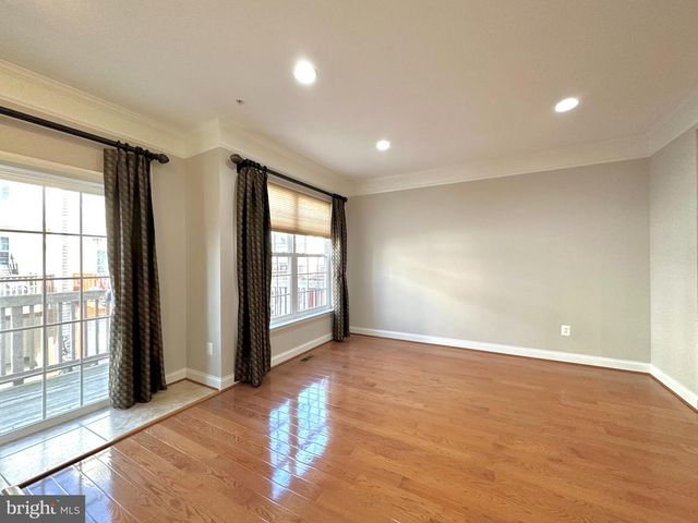 11837 REGENTS PARK DR, Germantown, MD 20876