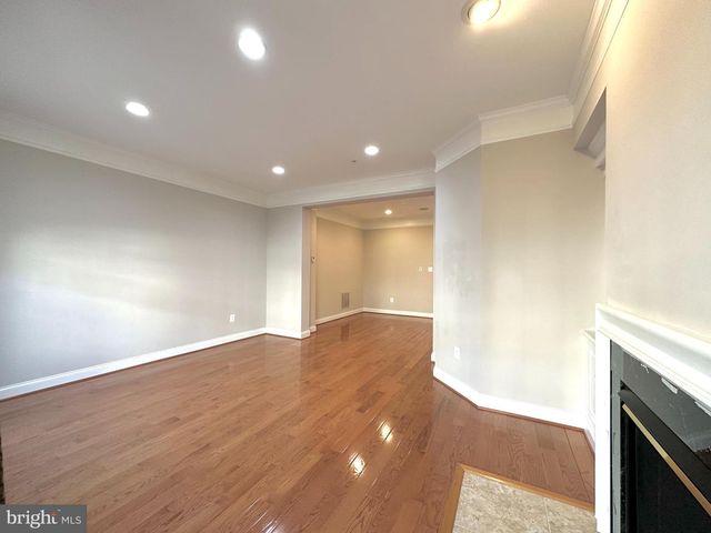 11837 REGENTS PARK DR, Germantown, MD 20876