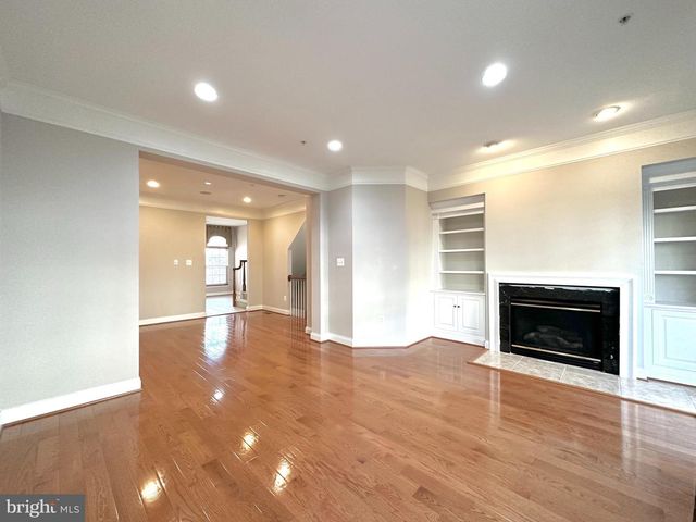 11837 REGENTS PARK DR, Germantown, MD 20876