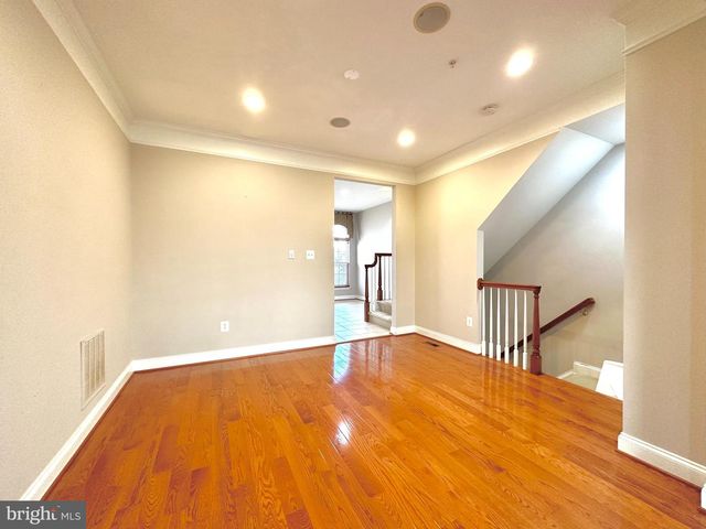 11837 REGENTS PARK DR, Germantown, MD 20876