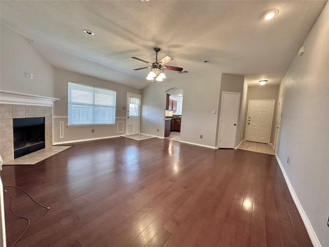 4905 Spur Ridge Court, Fort Worth, TX 76244