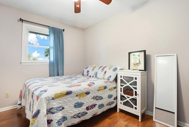 806 Harrison Place, Dyer, IN 46311