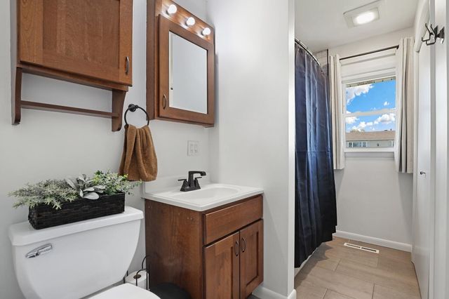 806 Harrison Place, Dyer, IN 46311