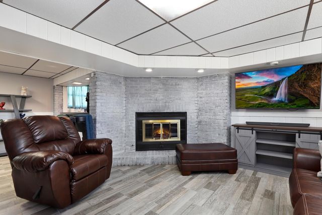 806 Harrison Place, Dyer, IN 46311